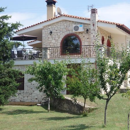 Villa George Афитос Экстерьер фото