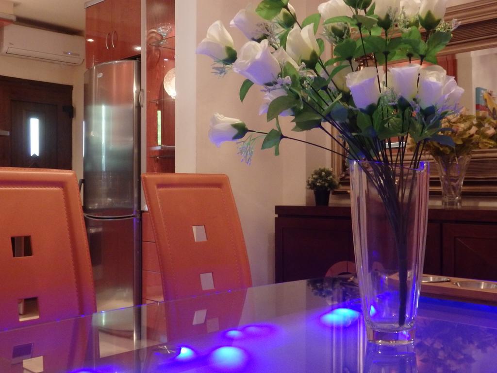 Villa George Афитос Экстерьер фото